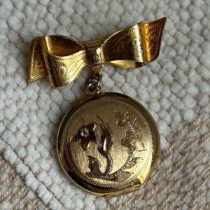 VTG Gold Tone Ribbon and Locket Brooch